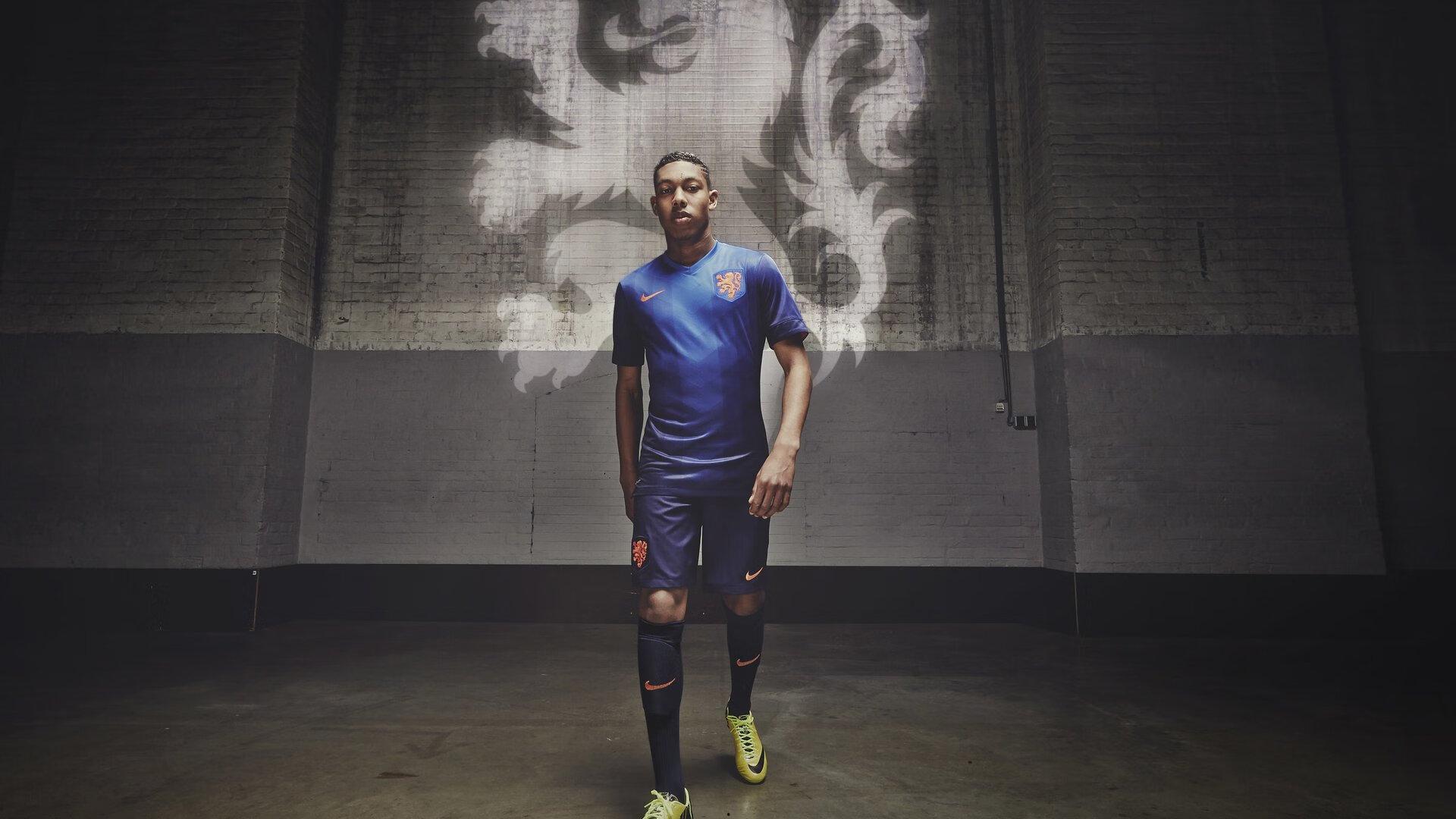 西媒曝维尼修斯暂缓续约谈判,疑因担忧队内地位动摇