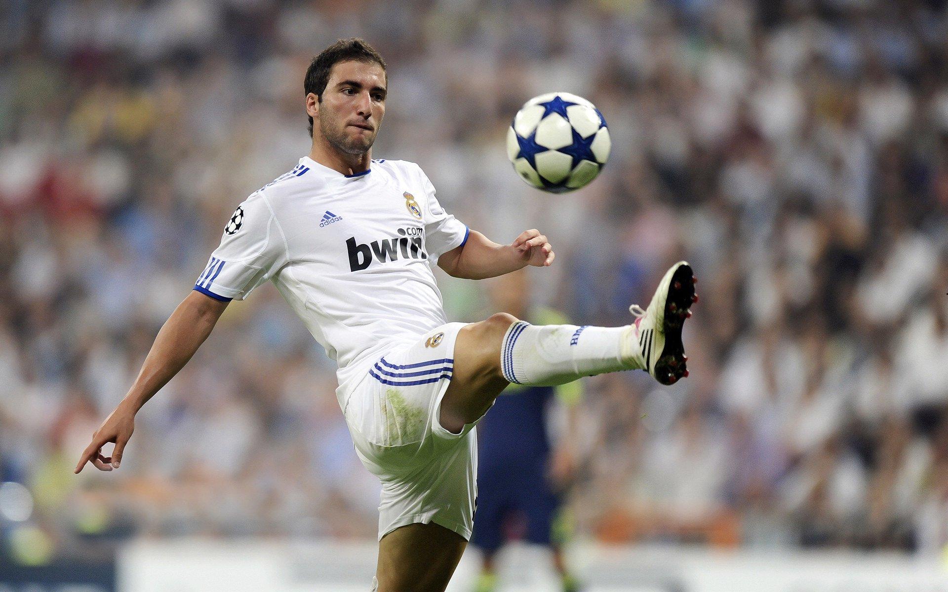 与极端球迷对话被司法调查，AC米兰踩了哪根红线？